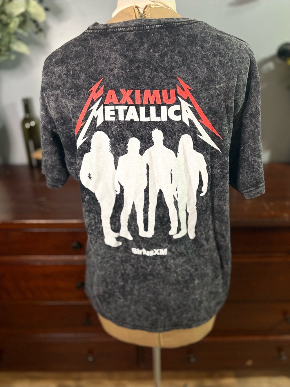 Maximu Metallica Black Mineral-Wash Short-Sleeve Tee